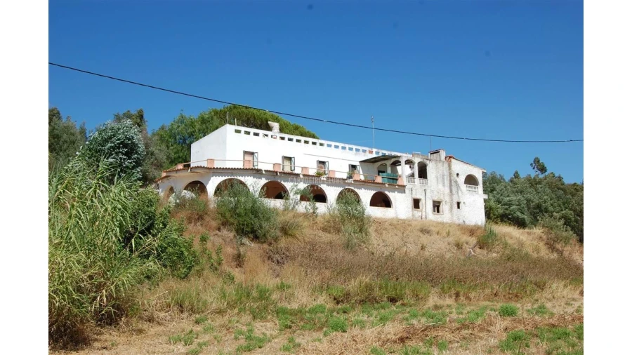 Quinta T3 para Venda em Portimão Foto 1