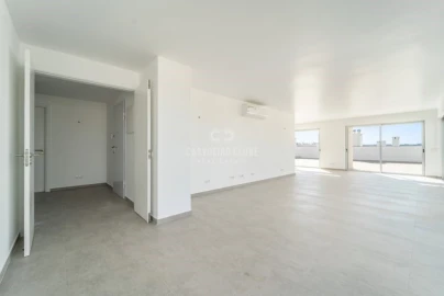 Apartamento T4 para Venda em Lagoa e Carvoeiro