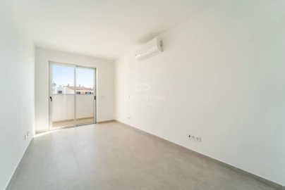 Apartamento T4 para Venda em Lagoa e Carvoeiro