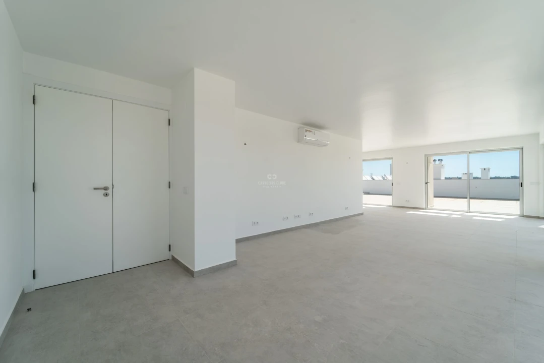 Apartamento T4 para Venda em Lagoa e Carvoeiro Foto 4