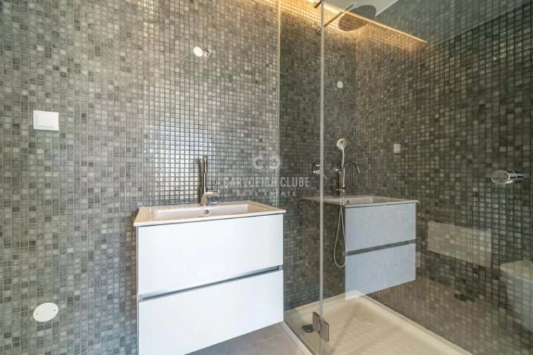 Apartamento T4 para Venda em Lagoa e Carvoeiro Foto 42
