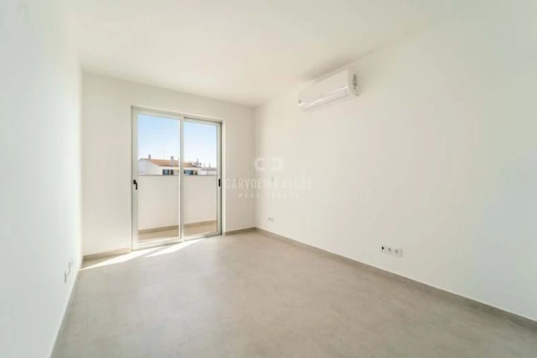 Apartamento T4 para Venda em Lagoa e Carvoeiro Foto 36
