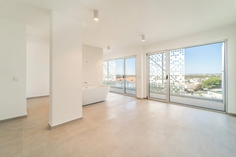 Apartamento T4 para Venda em Lagoa e Carvoeiro Foto 45
