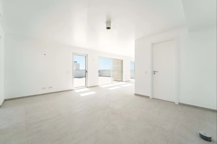Apartamento T4 para Venda em Lagoa e Carvoeiro Foto 5