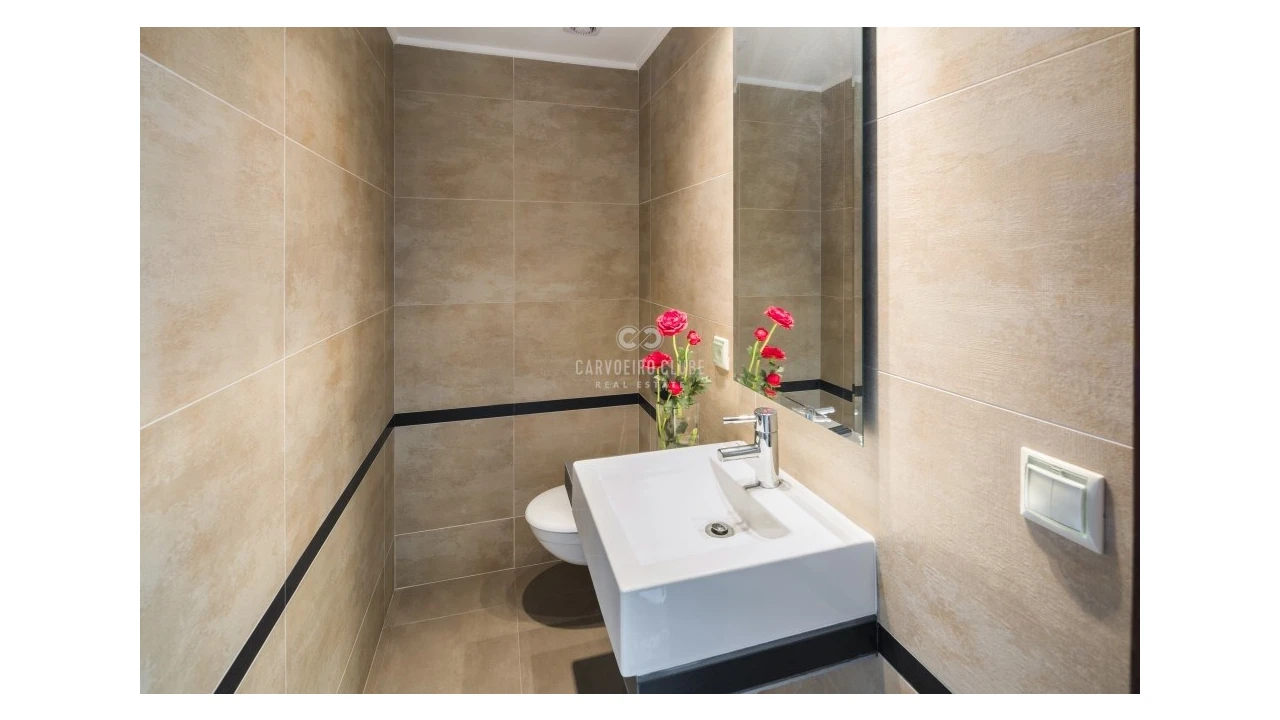 Moradia T2 para Venda em Lagoa e Carvoeiro Foto 13