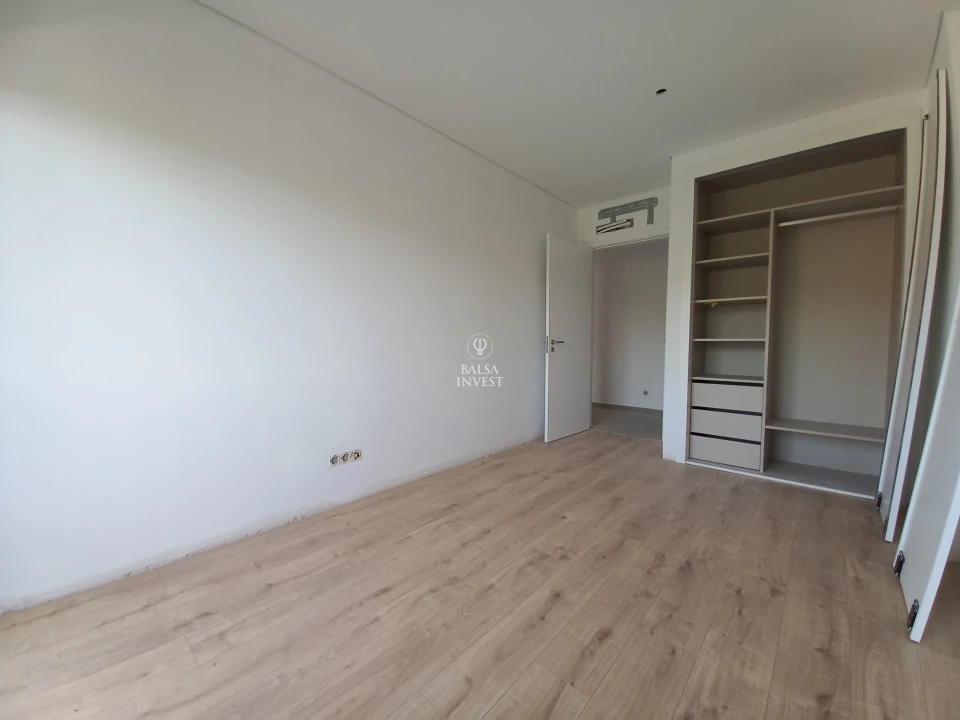 Apartamento T4 para Venda em Tavira (Santa Maria e Santiago) Foto 12