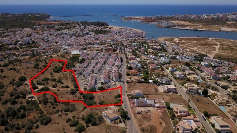 Terreno para Venda em Ferragudo