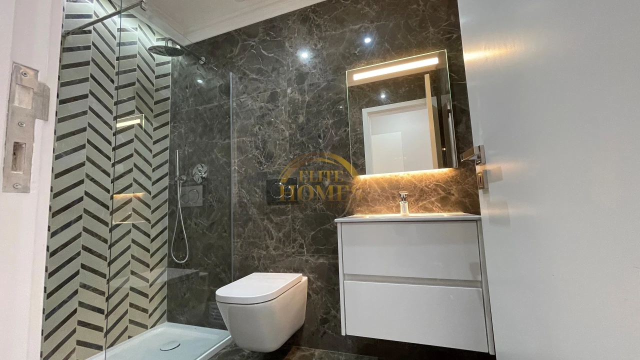 Apartamento T4 para Venda em Santa Maria Maior Foto 26