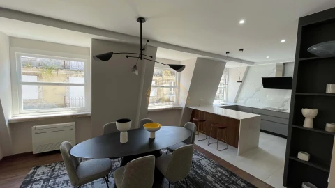 Apartamento T4 para Venda em Santa Maria Maior