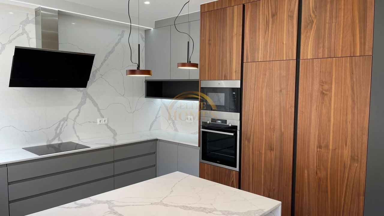 Apartamento T4 para Venda em Santa Maria Maior Foto 9