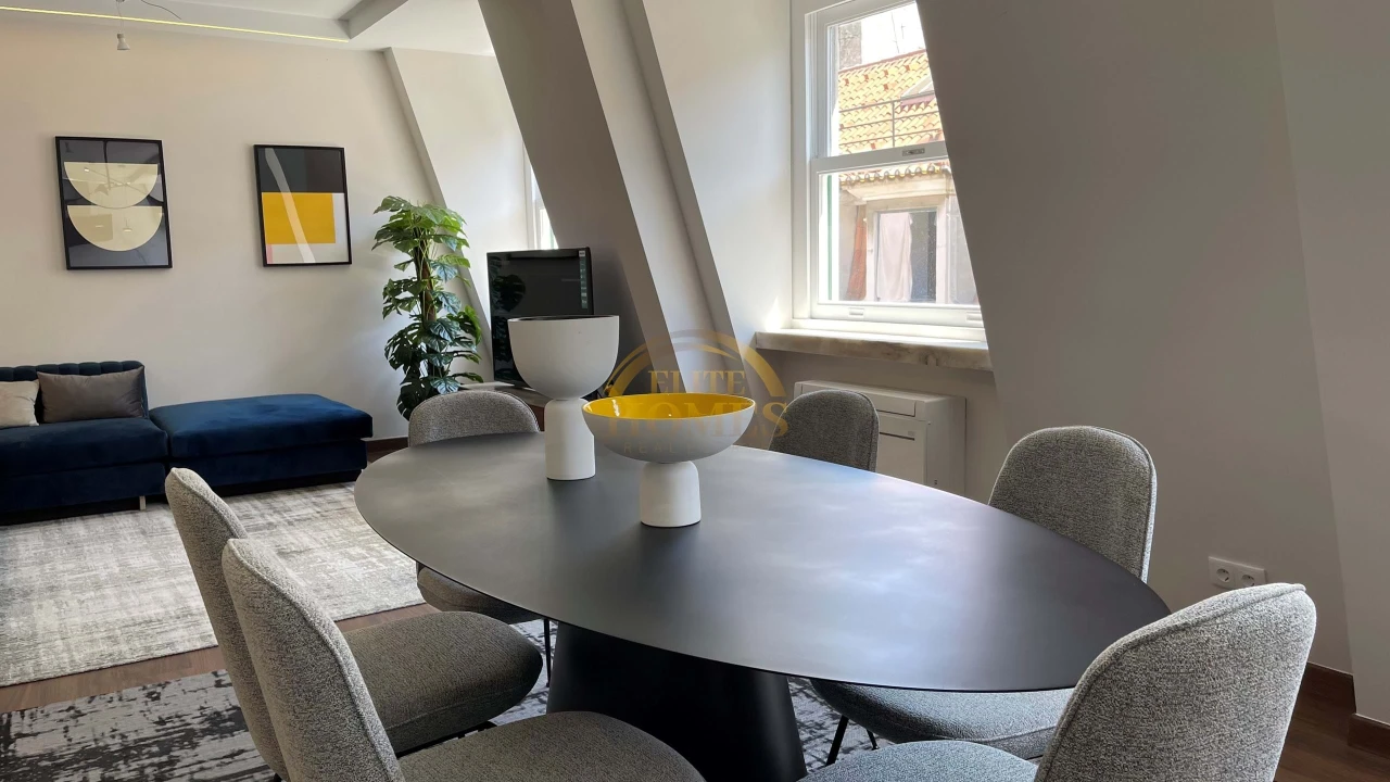 Apartamento T4 para Venda em Santa Maria Maior Foto 1