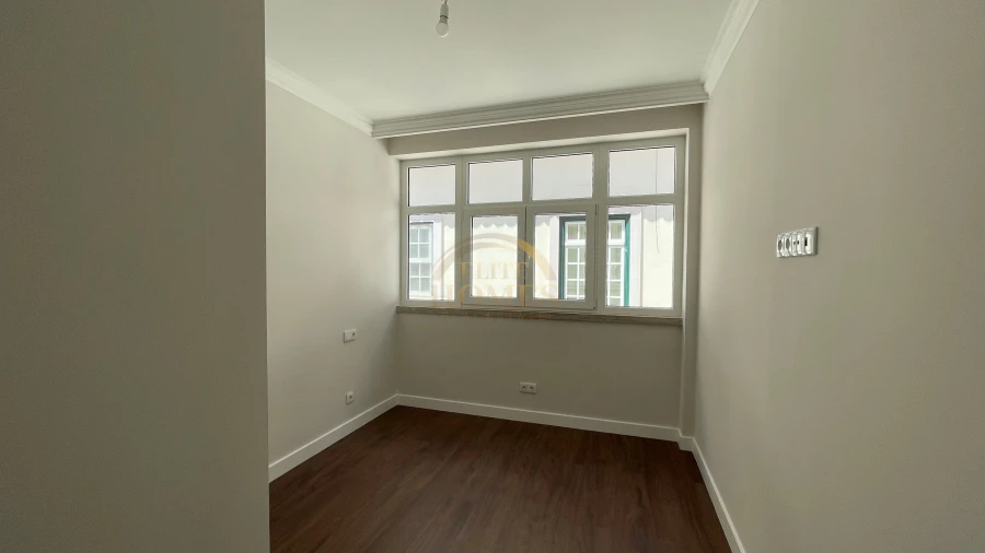 Apartamento T4 para Venda em Santa Maria Maior Foto 27