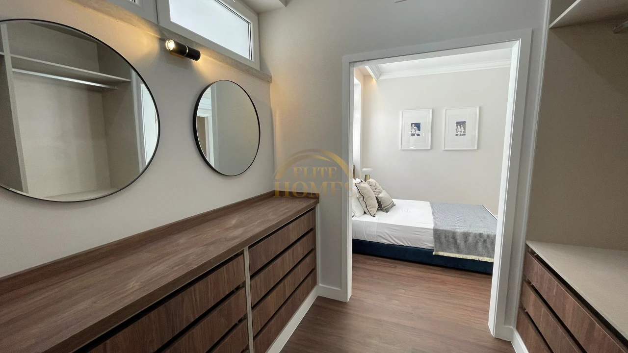 Apartamento T4 para Venda em Santa Maria Maior Foto 16