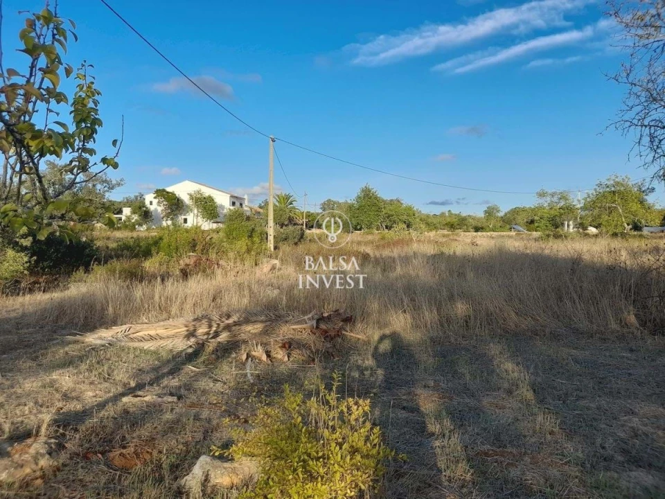 Terreno para Venda em Santa Barbara de Nexe Foto 9