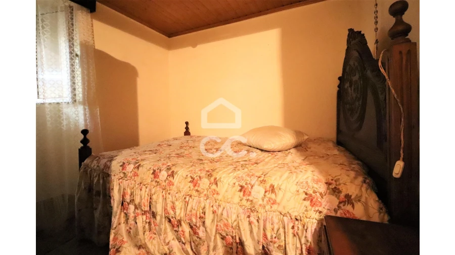 Moradia T3 para Venda em Aguda Foto 11