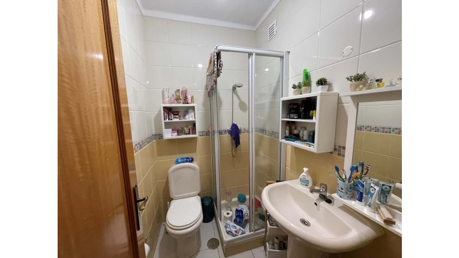 Apartamento T3 para Venda em Portimão Foto 14