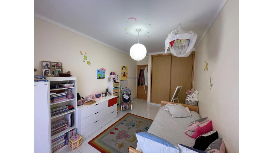 Apartamento T3 para Venda em Portimão Foto 13
