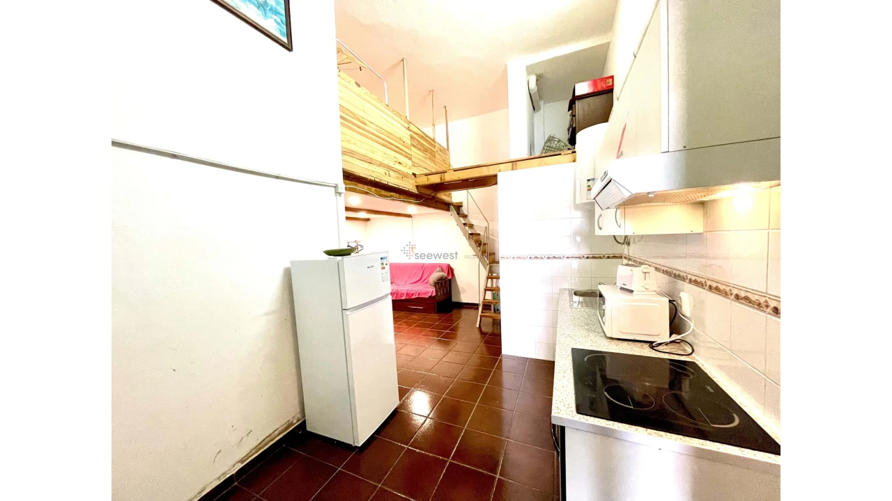 Garagem para Venda em Lagos (São Sebastião e Santa Maria) Foto 5