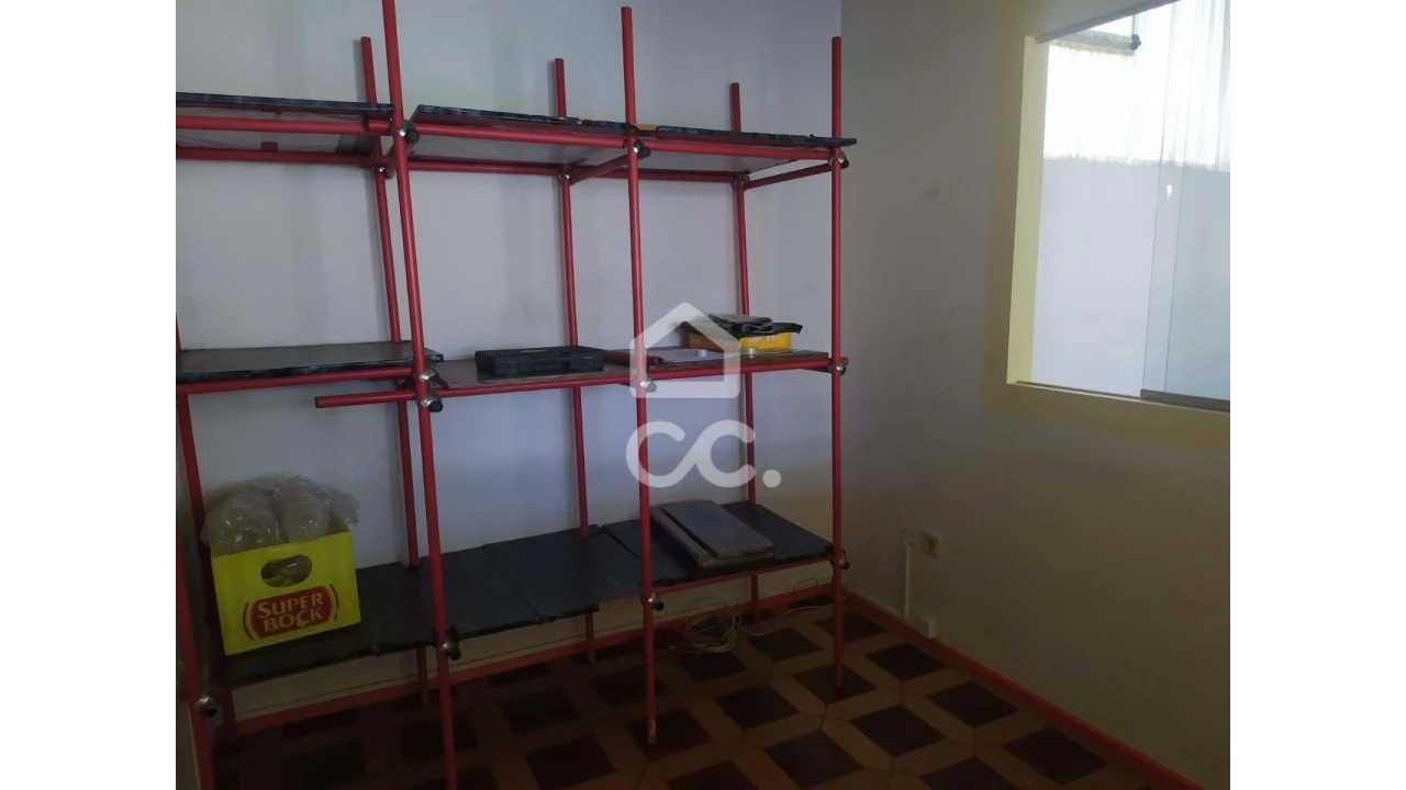 Negócio para Venda em Alfena Foto 22