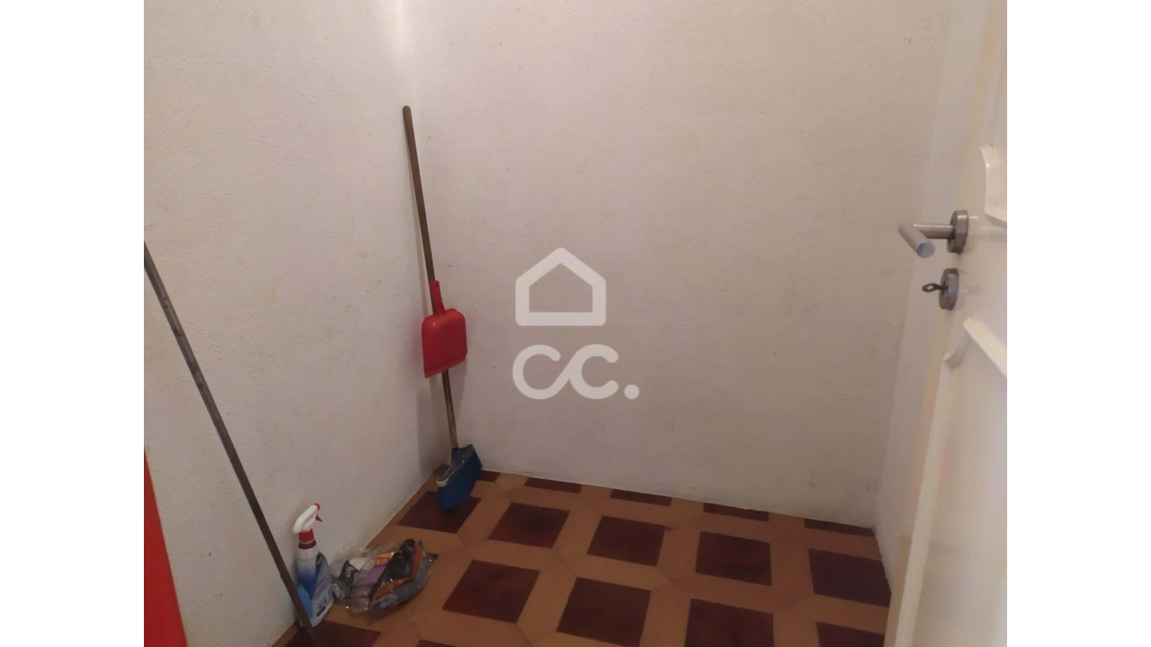 Negócio para Venda em Alfena Foto 18