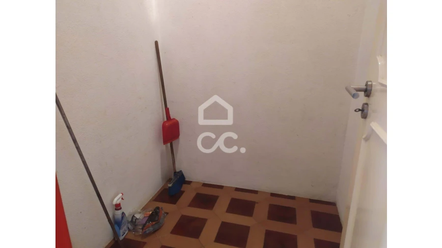 Negócio para Venda em Alfena Foto 18