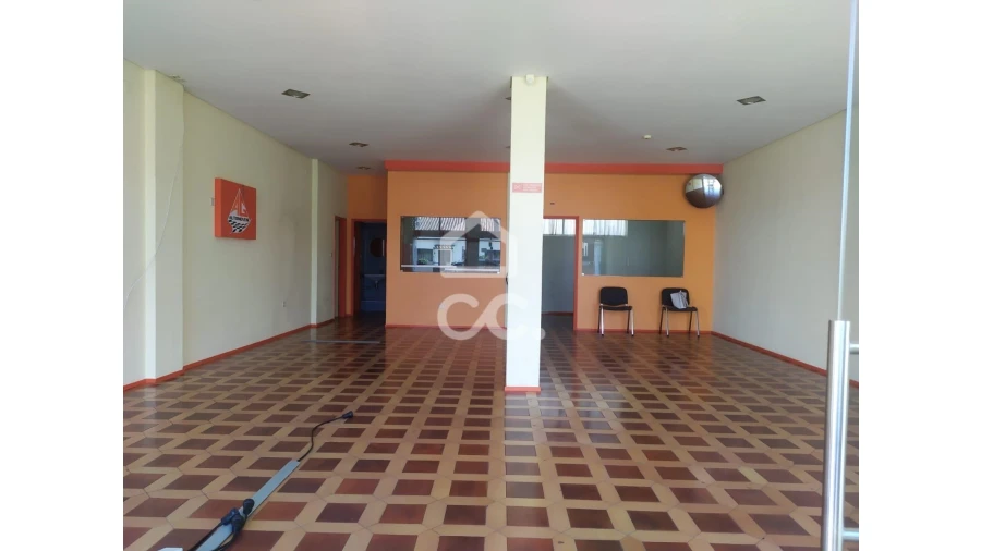 Negócio para Venda em Alfena Foto 20