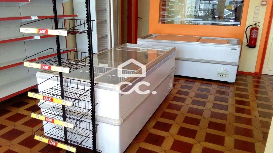 Negócio para Venda em Alfena Foto 10