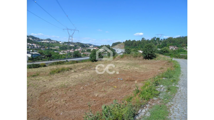 Terreno para Venda em Serzedelo