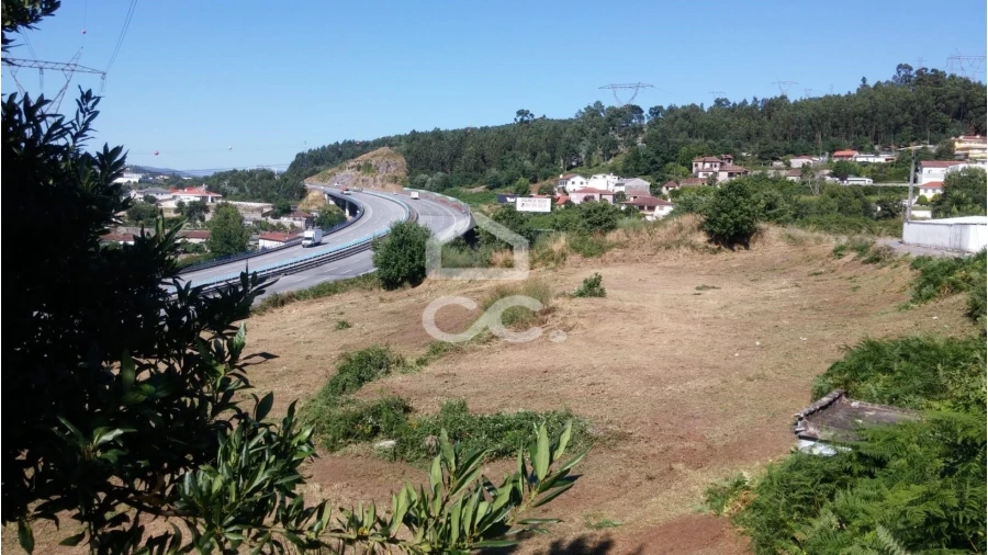 Terreno para Venda em Serzedelo Foto 4
