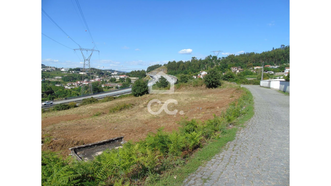 Terreno para Venda em Serzedelo Foto 2