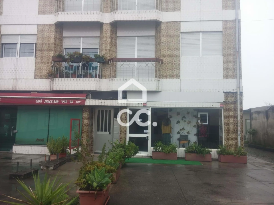 Negócio para Venda em Aguas Santas Foto 1