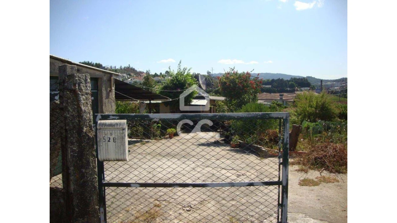 Moradia T2 para Venda em Selho (São Jorge) Foto 7