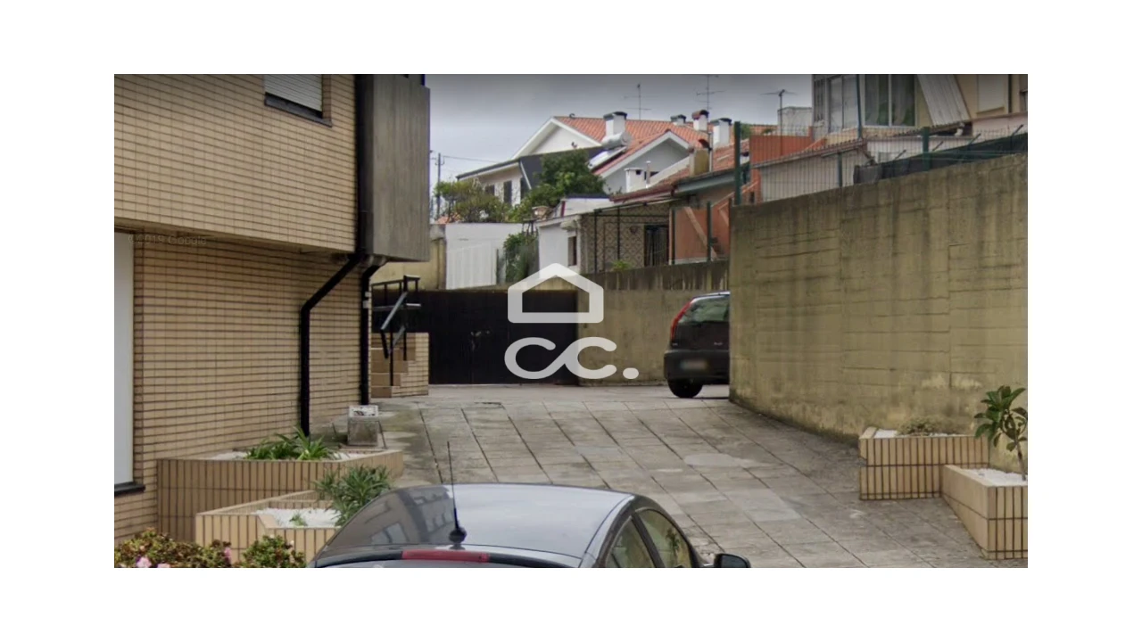 Garagem para Venda em Aguas Santas Foto 8