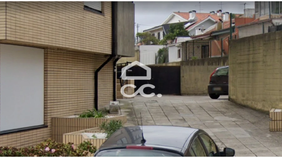 Garagem para Venda em Aguas Santas Foto 7