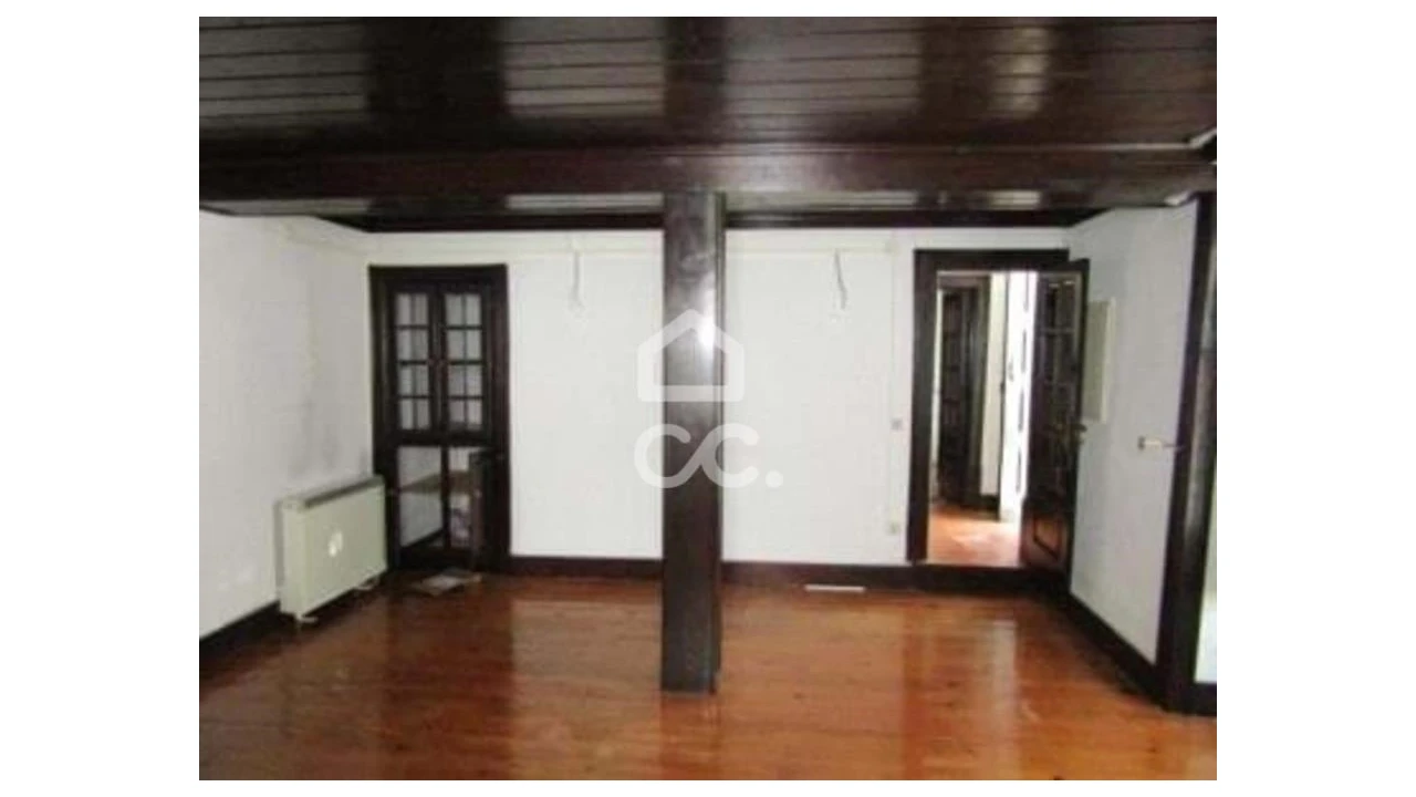 Moradia T5 para Venda em Abrunheira, Verride e Vila Nova da Barca Foto 5