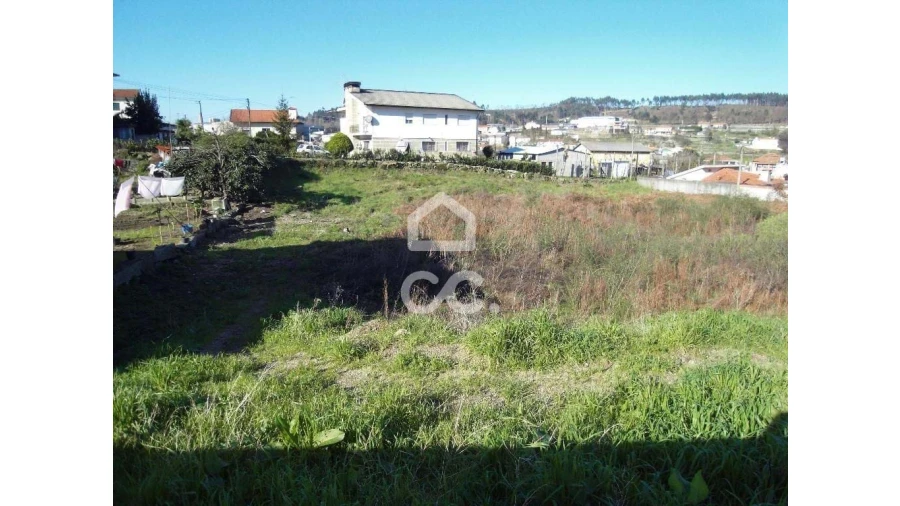 Terreno para Venda em Moreira de Conegos Foto 3