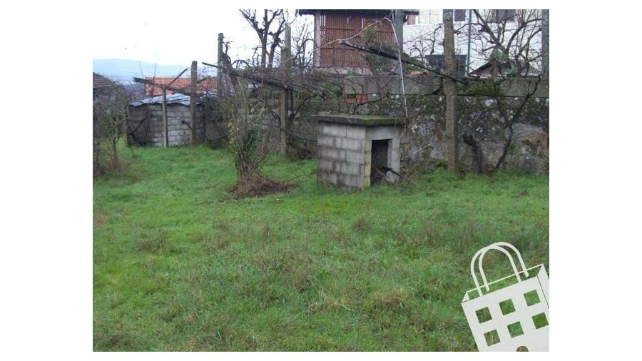 Terreno para Venda em Cambra e Carvalhal de Vermilhas Foto 1