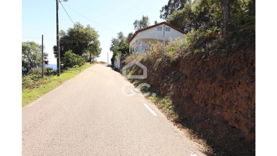 Terreno para Venda em Semide e Rio Vide Foto 4