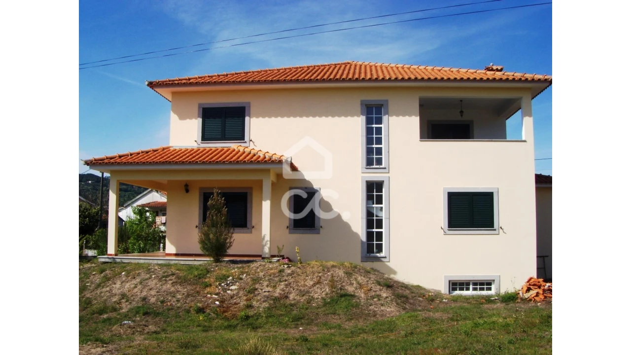 Moradia T5 para Venda em São Pedro do Sul, Várzea e Baiões Foto 2