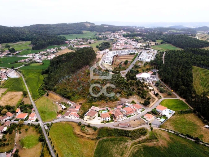 Terreno para Venda em Vila Nova de Famalicão e Calendário Foto 2
