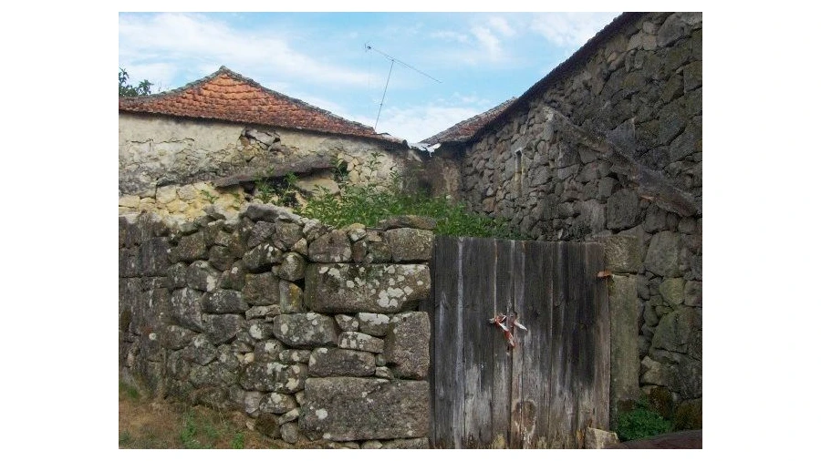 Moradia para Venda em Carvalhais e Candal