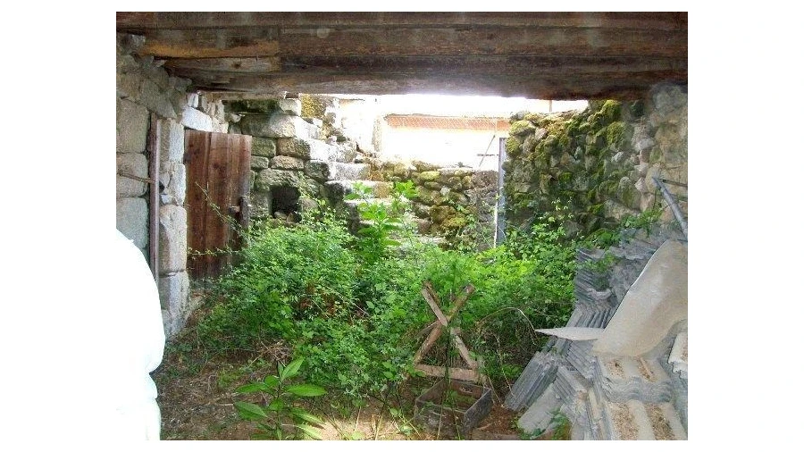 Moradia para Venda em Carvalhais e Candal Foto 2