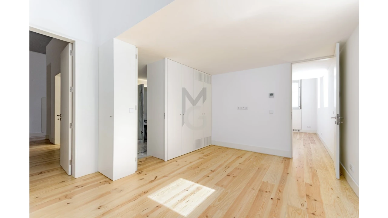 Apartamento T3 para Venda em Misericórdia Foto 7