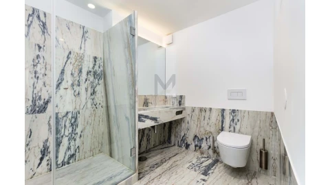 Apartamento T3 para Venda em Misericórdia