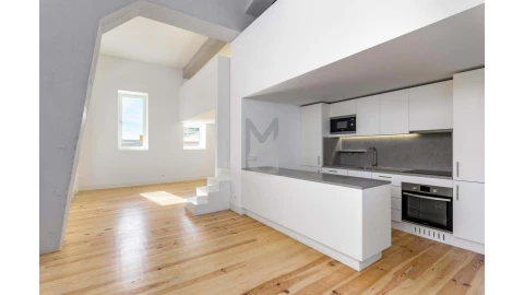 Apartamento T3 para Venda em Misericórdia