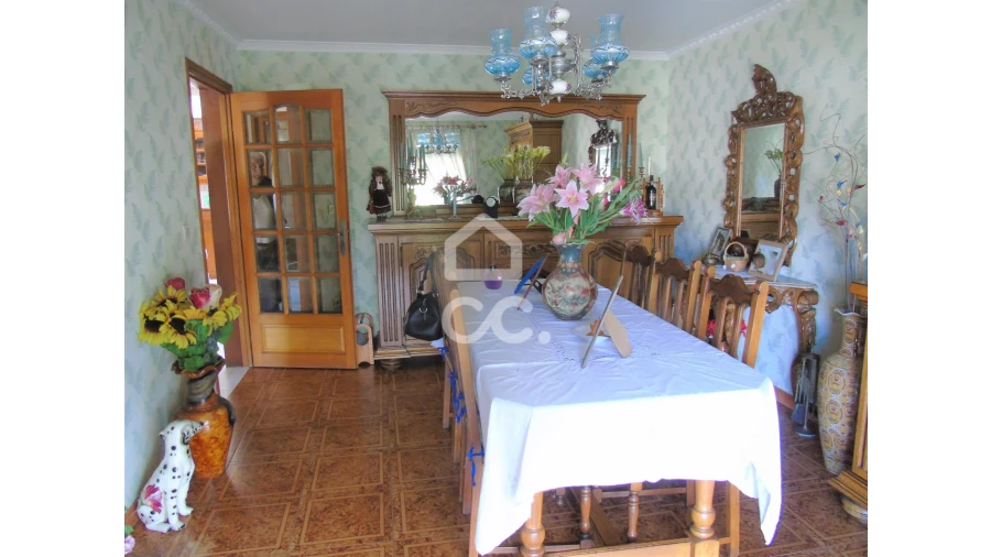 Moradia T3 para Venda em Serzedelo Foto 10