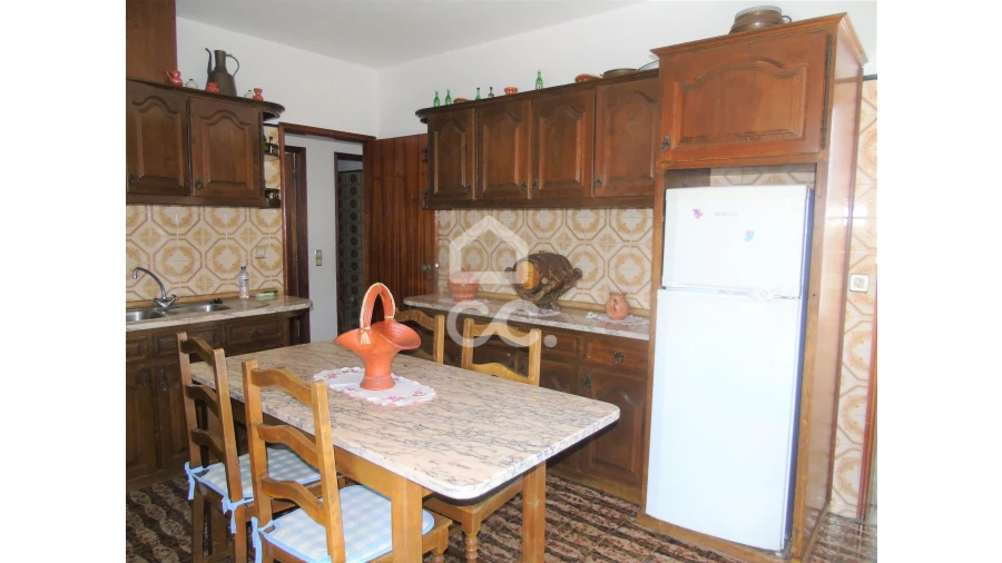 Moradia T3 para Venda em Serzedelo Foto 14