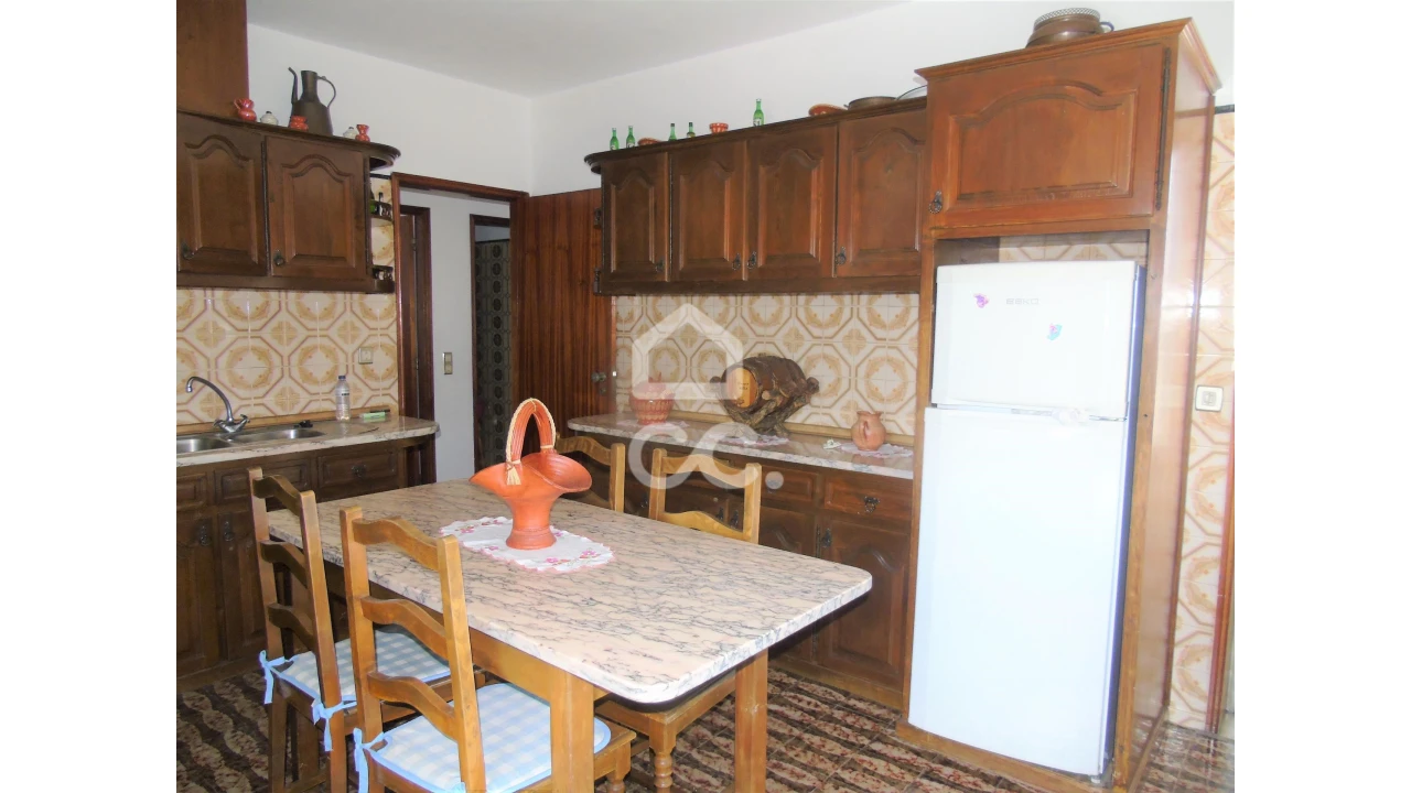 Moradia T3 para Venda em Serzedelo Foto 14