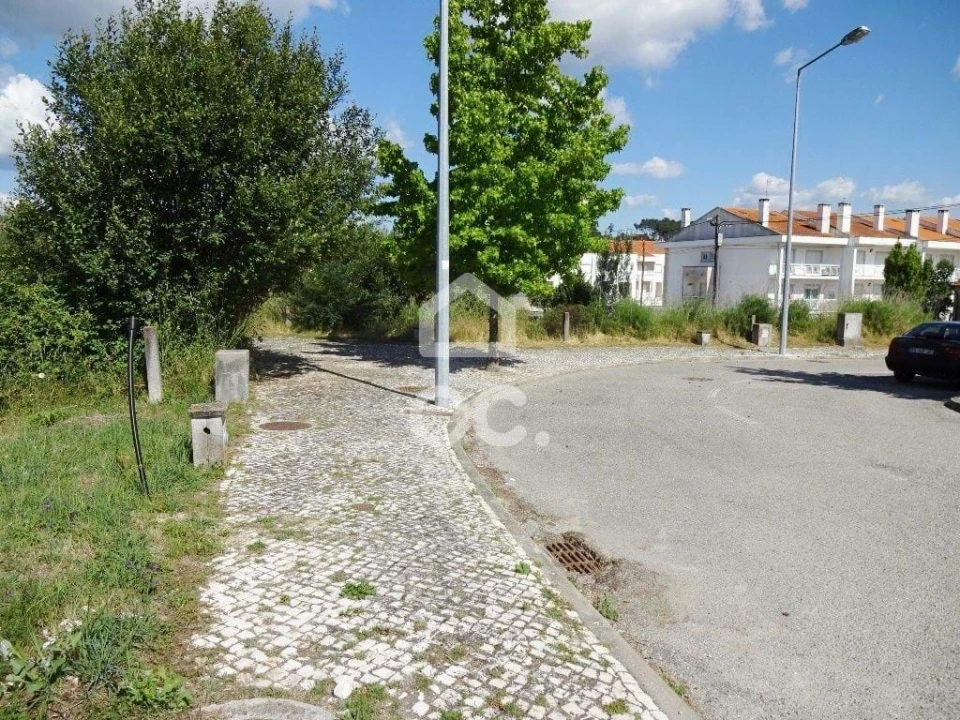 Terreno para Venda em Abraveses Foto 1