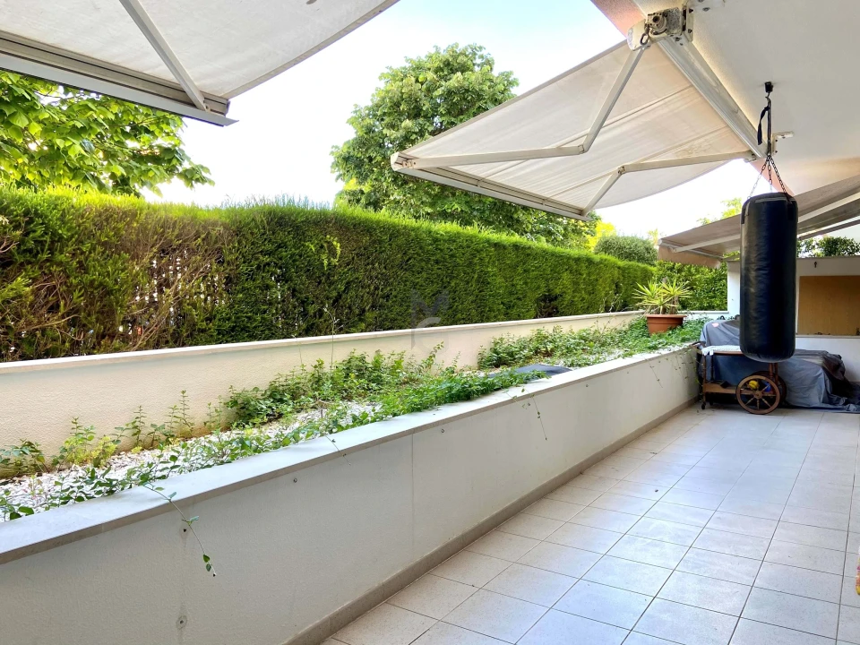 Apartamento T4 para Venda em Carcavelos e Parede Foto 21